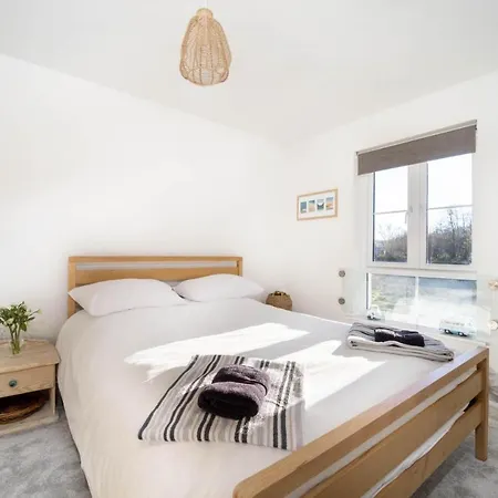 Immaculate 3 Bedroom Home Barnstaple Devon Exterior photo